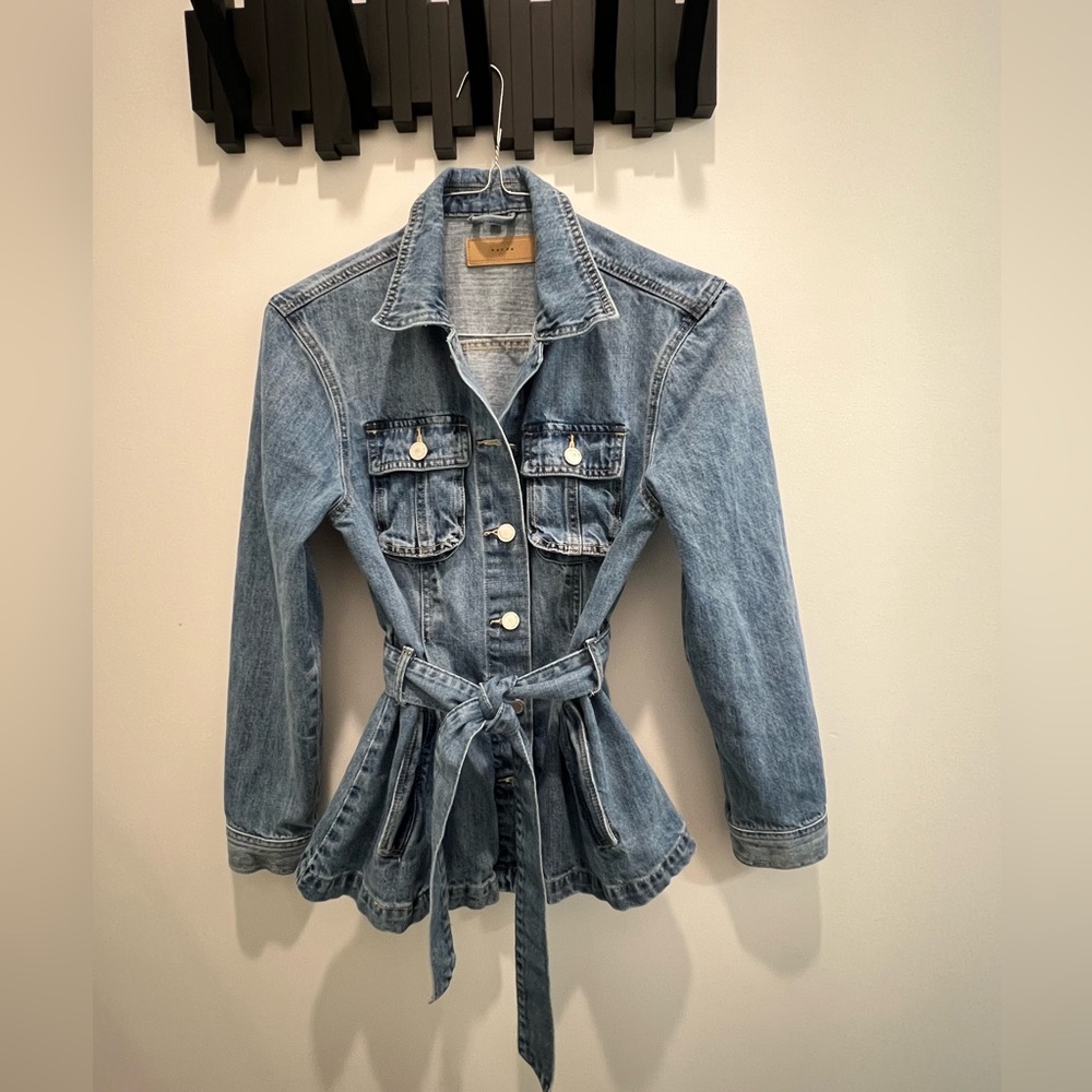 💙Evereve BlankNYC Denim Belted Jacket💙